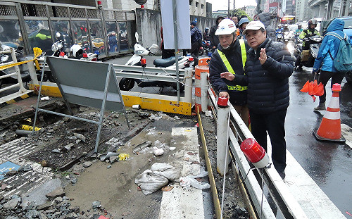 捷運施工圍籬占用車道　新北交通局長震怒下令這麼做…