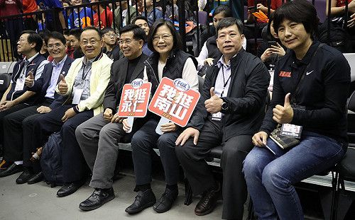 HBL女籃冠軍戰 蔡英文總統悄悄到場觀戰