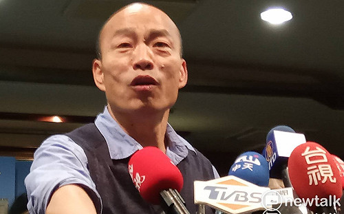 郭台銘讚韓是英雄 韓回敬：郭董是成功企業家