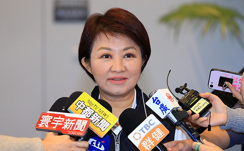 傳傅崐萁號召藍營女性縣市長挺韓 盧秀燕：沒接到訊息