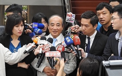 馬王二會/兩人未談黨內初選   王：  談核能、兩岸經貿