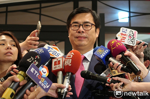 郭台銘退黨 陳其邁：讓國家更團結才是民眾關心的重點