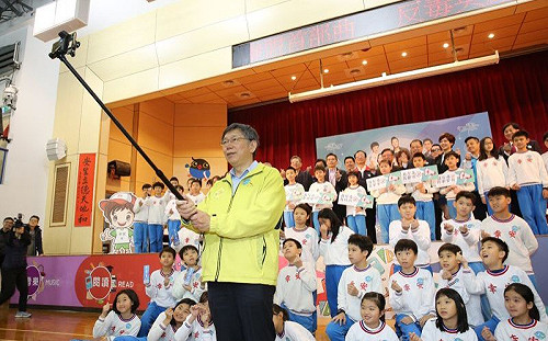 參加媽祖遶境遭批無心市政 柯文哲：工時比任何縣市長都長