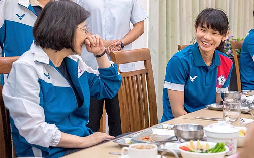 戴資穎再奪公開賽冠軍  蔡英文：史上積分最高球后！