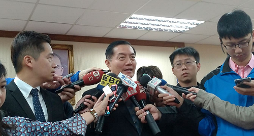 黑鷹直升機迫降  參謀總長沈一鳴等13人失聯