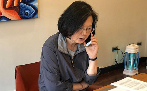 接獲蘇揆電話回報災情 蔡英文：請大家避免誤傳假訊息