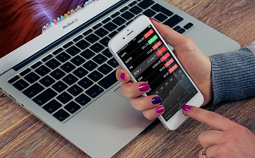 Zoom、Pinterest同日掛牌 雙雙首日開漲