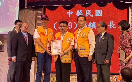 解釋「國防靠和平」  郭台銘：最好的防衛就是以和平為基礎不挑釁