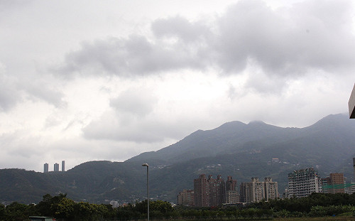 全台依然高溫炎熱！中南部留意午後雷陣雨