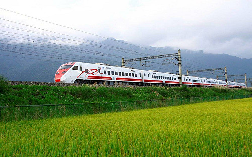 國慶連假自強號熱門時段多售罄 實名制列車9/26開放訂票