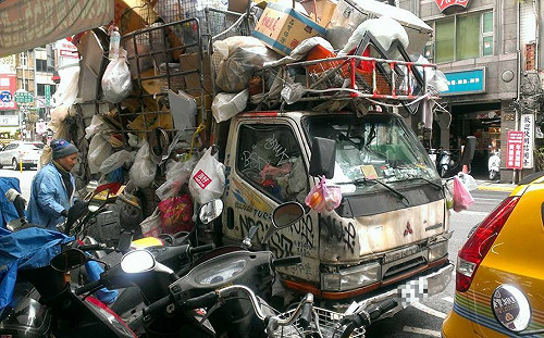 月收破10萬！他曝回收業「5棟房收租」賺翻…這行業更狂