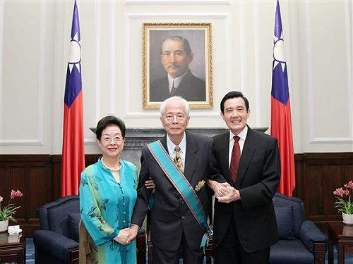 前司法院長施啟揚家中辭世　享壽84歲