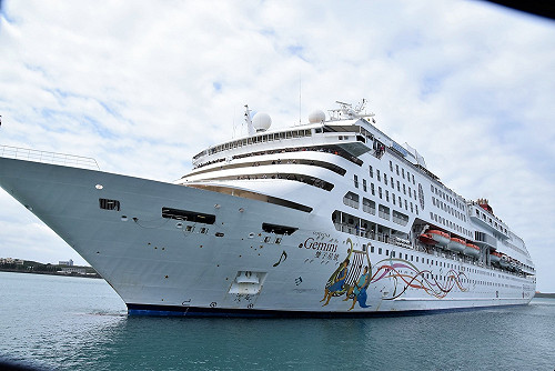 雙子星郵輪停靠馬公港　1563位陸客上岸檢疫壓力大