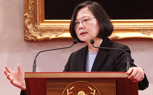 TVBS民調》就職將滿三周年 蔡英文滿意度回升至36%