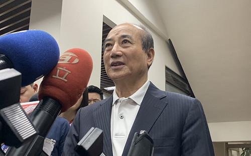 韓鬆口拋「選上在高雄上班」 王金平：南遷需長遠規劃不是一下可達