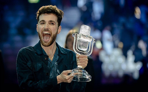 歐洲歌唱大賽總決賽 荷蘭歌手抱走冠軍