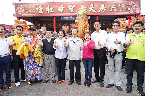 參加「六房媽過爐」 王金平祈求順利當選總統