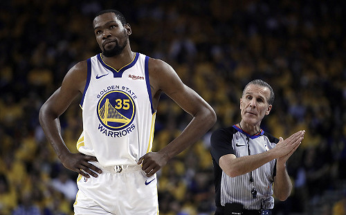 NBA／聯盟群雄並起　火箭老闆：有8支球隊可能奪冠(影)