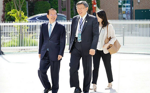 自嘲謝系剩自己一人  謝長廷贈柯P：江湖險惡 請多珍重