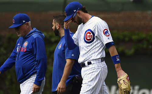 MLB／好痛！小熊強打者布萊恩與隊友相撞退場