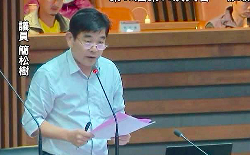 林姿妙質詢狀況百出 遭議員封「跳跳姐」