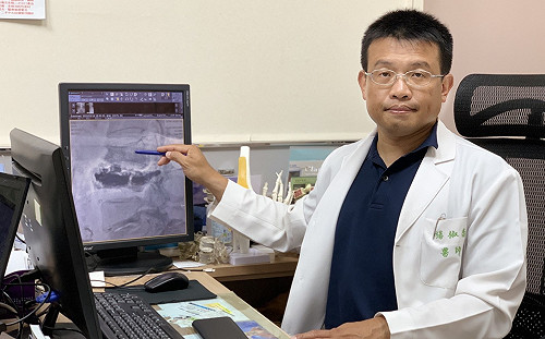 沒跌倒驚見骨頭斷3處！身體出現「這警訊」還隱忍害的