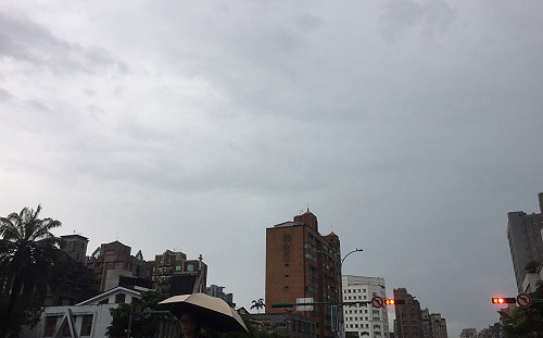 北部溫度回升舒適30°C！部分地區留意午後雷陣雨