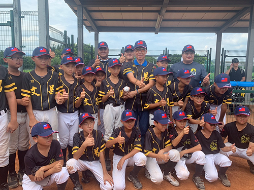 郭台銘看蔡賴政見發表會 看不出老猴子有新把戲