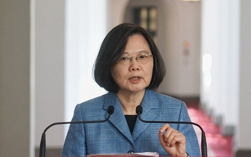 蔡英文：全世界信仰民主自由的人 今天都會選擇和香港人在一起