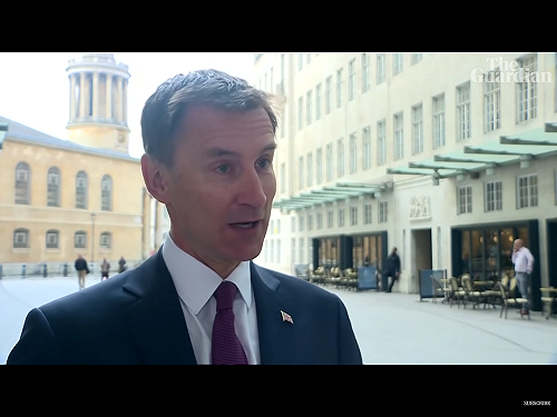 港府暫緩修逃犯條例 英外相肯定