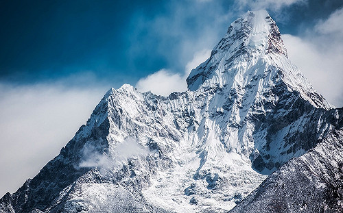 喜馬拉雅山驚傳雪崩 3台灣人生還 4南韓人失蹤