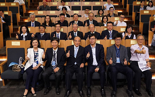 陳其邁：市長承諾政見很嚴肅 韓國瑜不要「坐這山望那山」