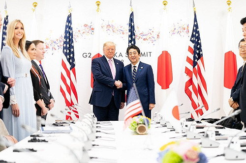 川普將造訪DMZ  可能與金正恩即興高峰會