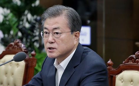 民調：文在寅施政支持率下滑至44.2%