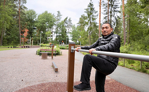 侯友宜「安居樂業」考察行  訪芬蘭高齡公園共融遊具設計