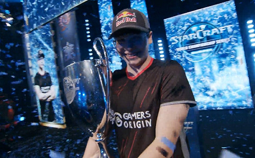 《星海爭霸II》天才少年！Reynor擊敗Serral奪WCS夏季賽冠軍