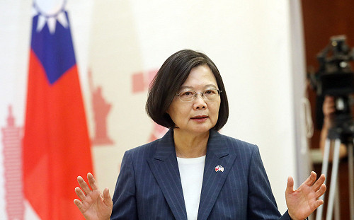 力拚連任 總統：團結台灣派中華民國派保護台灣