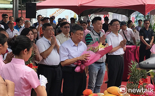 韓國瑜號召僑胞告蔡政府洋狀 柯P不懂：哪裡不對？