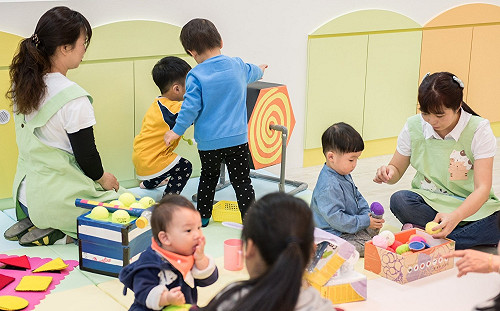 肚子痛痛!3歲童突喊「媽媽掰掰」下秒昏迷不醒 醫診斷驚喊:腸子破了