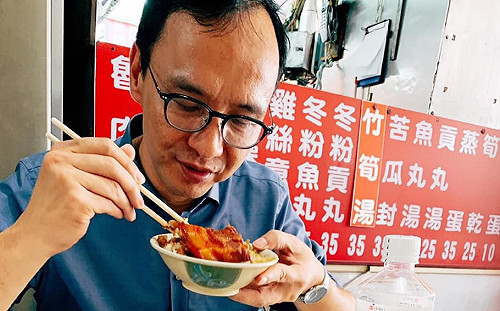 到底是滷肉飯還是爌肉飯?　朱立倫吃碗飯也能引戰南北