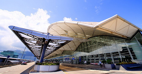 香港機場交通恢復但仍有延誤  機管局籲旅客預留時間