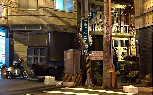 檢舉攤商「被罵一整天」 王浩宇：攤販擾民幫韓扣分