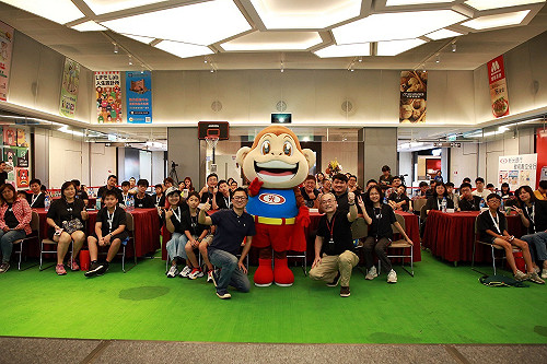 愛遊戲的孩子不會變壞！電競親子營讓爸媽孩子同樂