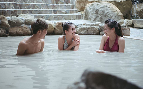 重量級萌物會師關子嶺！吉祥物邀你一起泡溫泉大啖美食