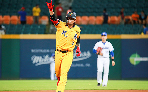 中華職棒／張志豪驚天3分逆轉砲　兄弟欺猿2連勝