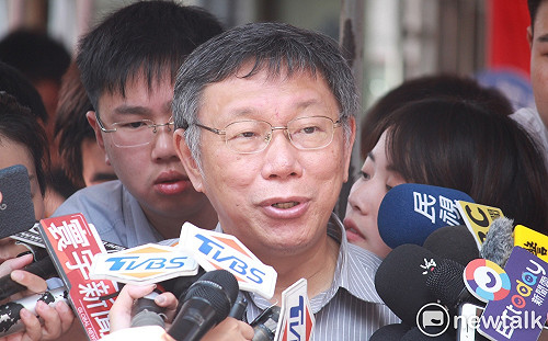 郭董等「換柱2.0」？柯P：支持率不見得百分百轉移