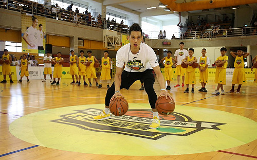 NBA／誰是籃球打得最好的藝人　林書豪：蕭敬騰(影)