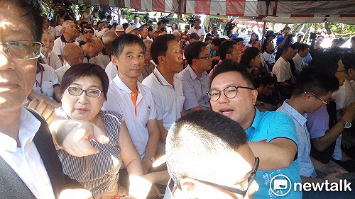 郭柯王同框插曲 「韓粉」大嬸鬧場戰媒體