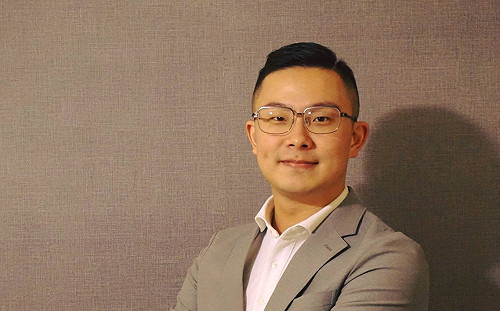 韓粉「金先生」是他… 「台灣佛克斯」酸：國民黨可組劇組了吧