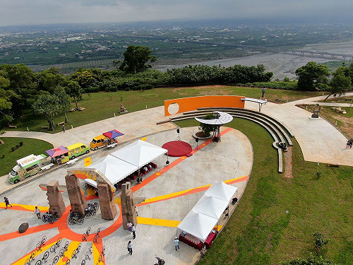 (影)台中首條挑戰型單車道啟用  高度落差147公尺體力大考驗